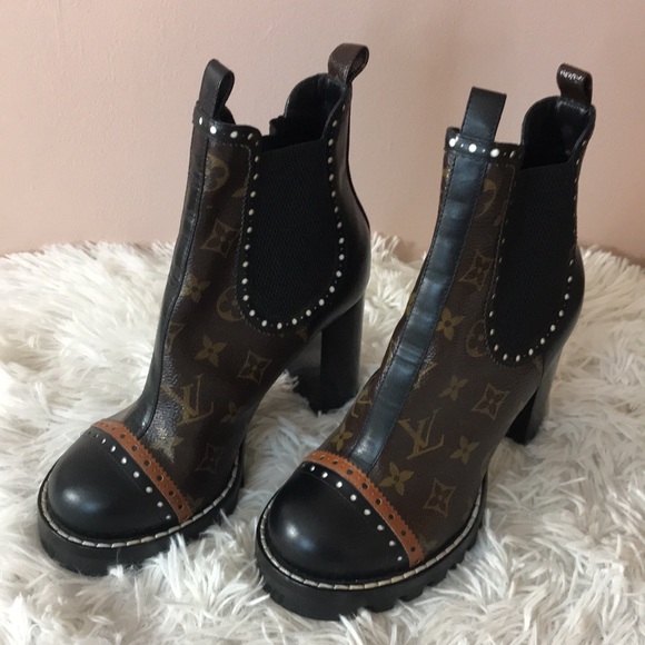 Louis Vuitton Calfskin Monogram Star Trail Ankle Boots - Picture 16 of 16